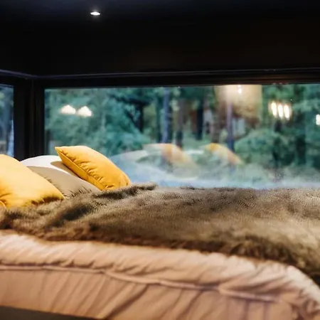 Hébergement de vacances Treehouse Getaway With Sauna Oignies